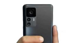 Xiaomi 12T Pro 背面 ブラック