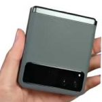 「motorola razr 40」で普及する? 人気ハイエンド スマホと徹底 比較!