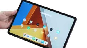 POCO Pad 前面の外観