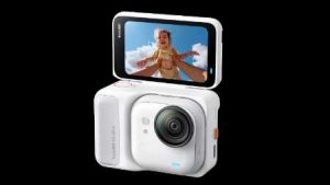 Insta360 GO Ultra 本体 外観 アークティックホワイト