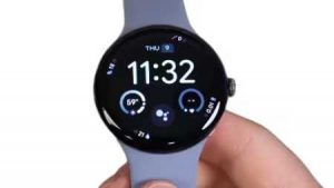 Google Pixel Watch 4 前面の外観