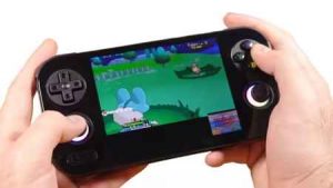 ANBERNIC RG 476HでDSゲームをプレイしている