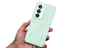 REDMI 15 5G 背面 リップルグリーン 外観