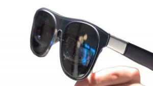 XREAL 1S 実機の外観